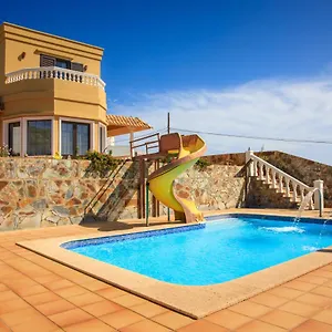  Villa Cuevas